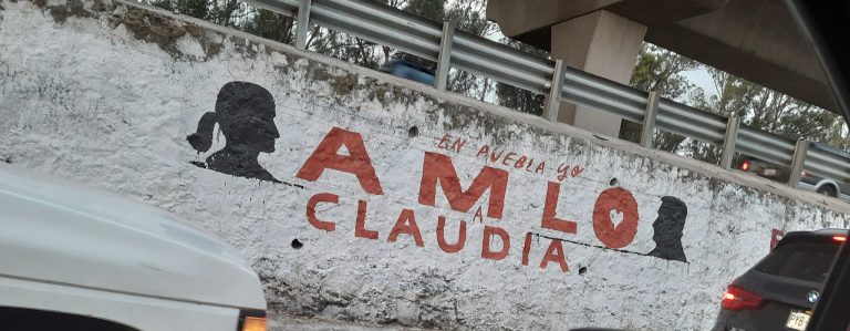 Eduardo Rivera a Morena: así como son buenos para opinar, borren sus bardas