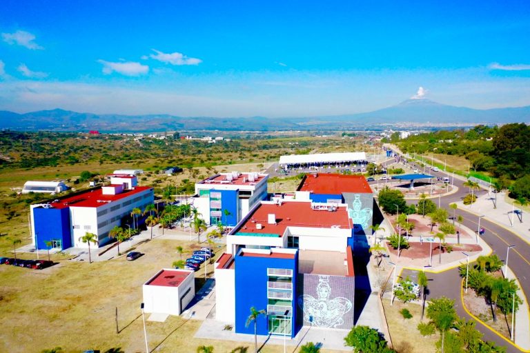 Garantizan Gobierno Estatal y BUAP futuro educativo de jóvenes; inicia construcción de ciudad universitaria 2
