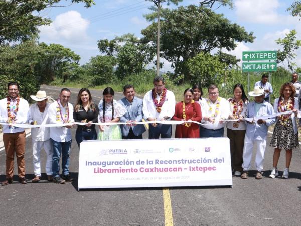 En pésimas condiciones más del 30 % de la red carretera en Puebla