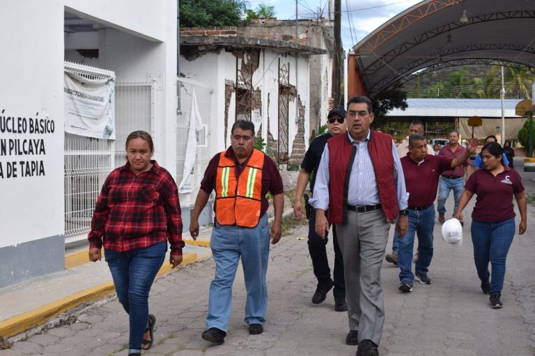 Saldo blanco en Puebla tras sismo: Sergio Salomón