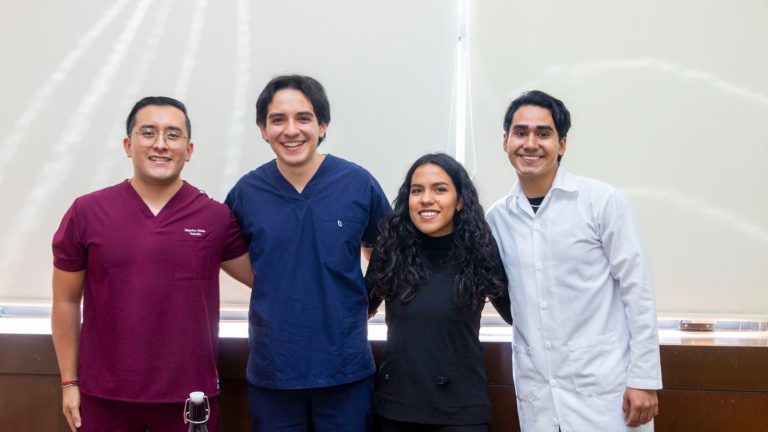 Estudiantes IBERO Puebla crean tratamiento alternativo para ovario poliquístico