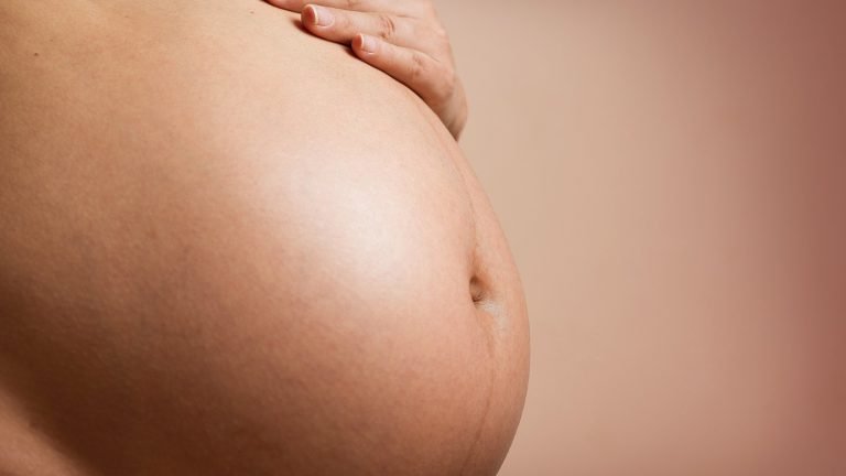 Puebla, segundo lugar en embarazos adolescentes; tercero en niñas