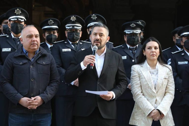Antros y bares serán clausurados definitivamente: Adán Domínguez