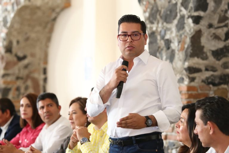 Funcionarios y Armenta amenazan con plata o plomo como narcotraficantes al PRI