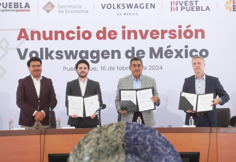 Inversión histórica por casi mil millones de dólares anuncia VW y Gobierno de Puebla