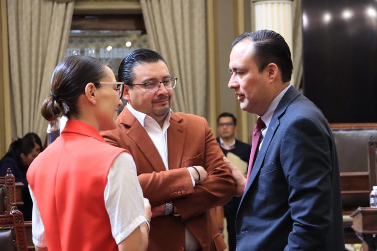 Eduardo Castillo llama a la reconciliación tras ganar la  candidatura