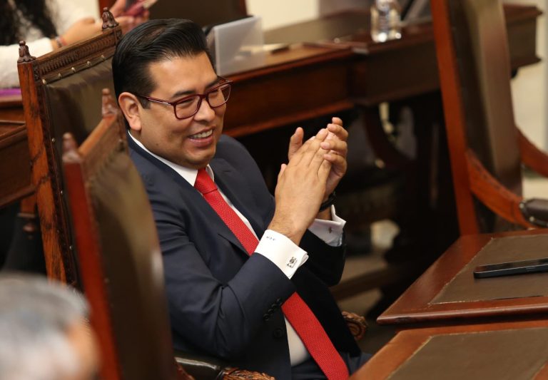 Fiscalía inicia expediente por audio escándalo que involucra a líder del PRI en venta de candidaturas
