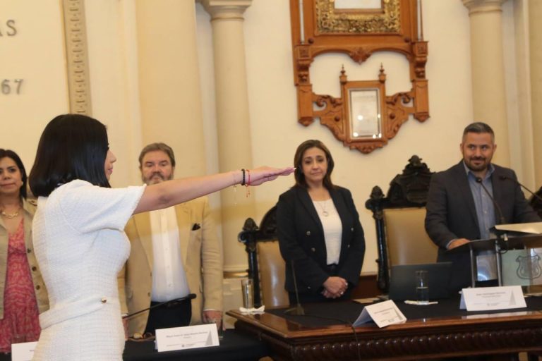 Cambios en el Ayuntamiento de Puebla: se van la síndico y dos regidores