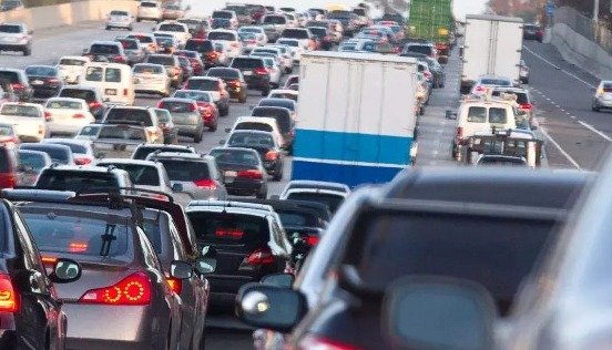 A reducir el uso de vehículos en Puebla por mala calidad del aire