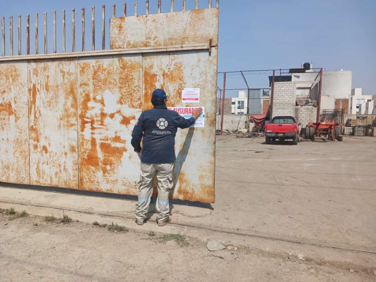 Gobierno de Puebla clausura recicladora por provocar incendio