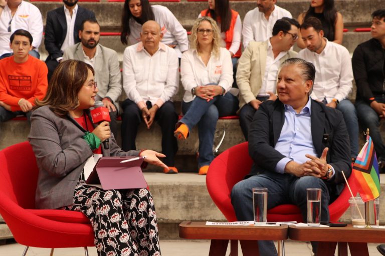 IBERO Puebla lleva a cabo los ‘Diálogos Circulares por la Democracia