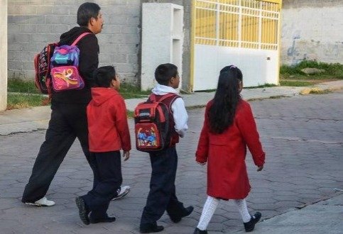 Ya regresan a las aulas mas de 2 millones de alumnos de todos los niveles escolares