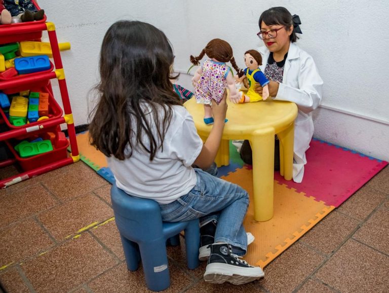 Vigentes las consultas psicológicas para menores de edad