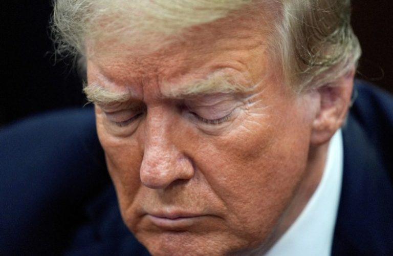 Trump anuncia nuevo arancel para México  a partir del 1 de agosto