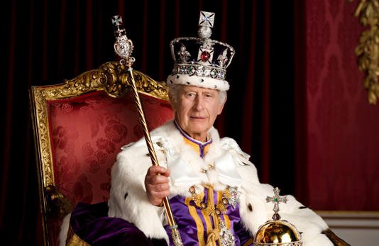 Carlos de Inglaterra celebra su primer aniversario como Rey de Inglaterra
