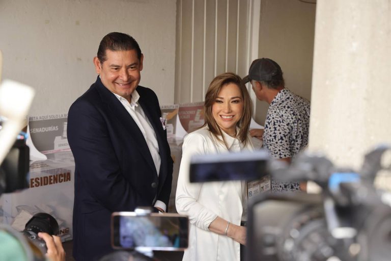 Armenta gana Puebla: Mario Delgado