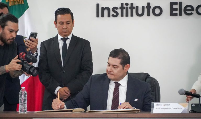 Equipo de campaña será el mismo para la transición, pero no estará en el gabinete, anuncia Armenta