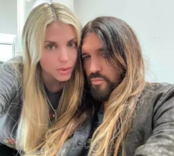 Billy Ray, papá de Miley Cyrus, se divorcia a menos de un año de matrimonio