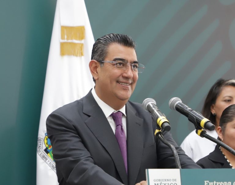 No busco chamba, deja en claro el gobernador