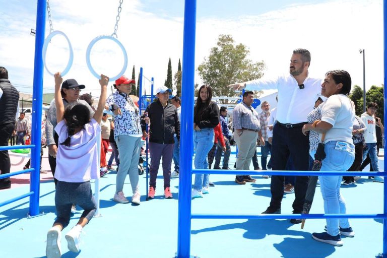 Gobierno municipal de Puebla inaugura canchas deportivas en San Jerónimo Caleras