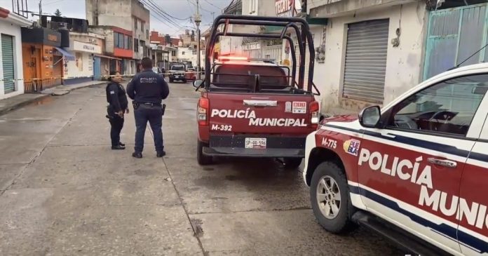 Encuentran 6 bolsas negras con restos humanos