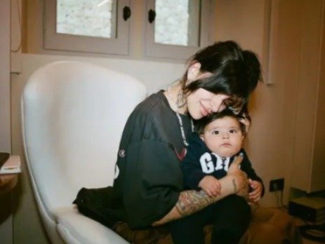 La primogénita de Christian Nodal está a días de cumplir su primer año de vida