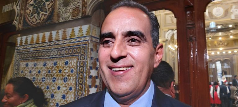 Mauricio Céspedes niega conflicto de intereses por responder el informe del gobernador