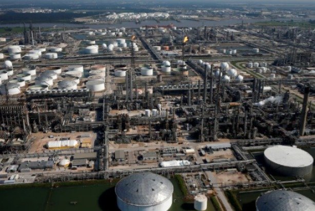 Fuga de gas cobra vidas y deja heridos en refinería Pemex Deer Park