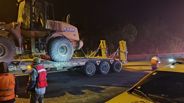 Se encuentra cerrada la autopista Acatzingo-Ciudad Mendoza