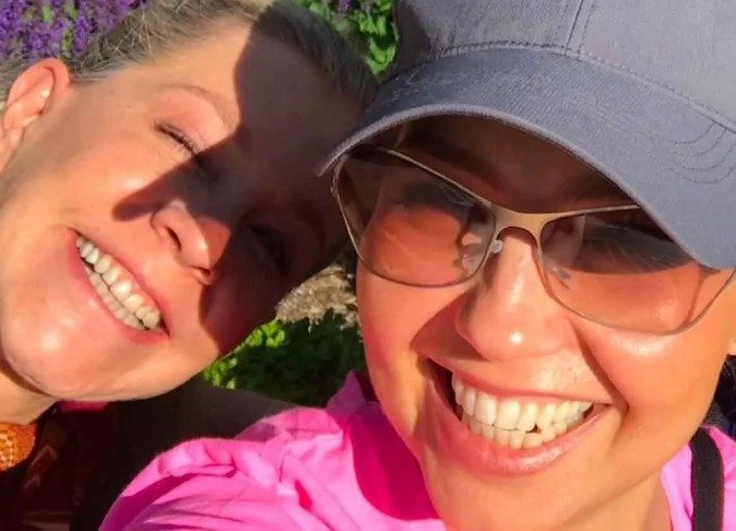 Tras la pérdida de su hermana Ernestina Sodi, Thalía anuncia su retiro temporal