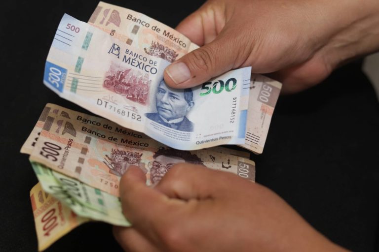 Ayuntamientos no ejercen su presupuesto 