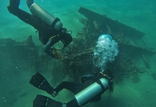 El hallazgo del Santo Grial de los piratas por arqueólogos del INAH en México