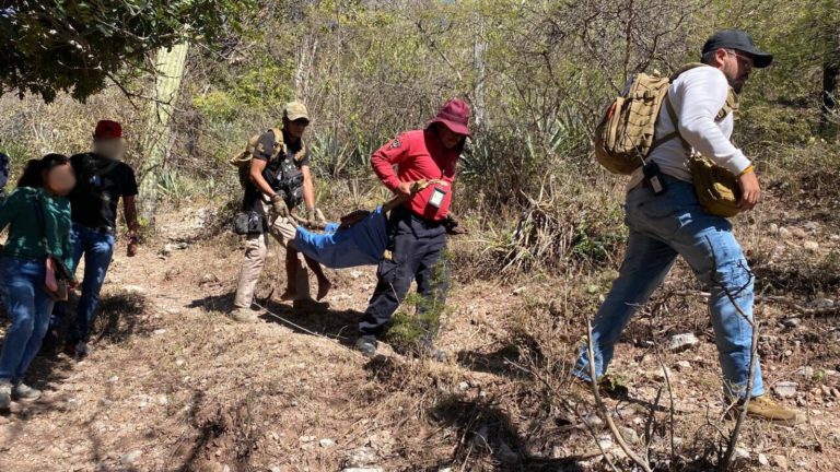 Comisión de Búsqueda de Personas localiza con vida a adulto mayor en Xochiltepec