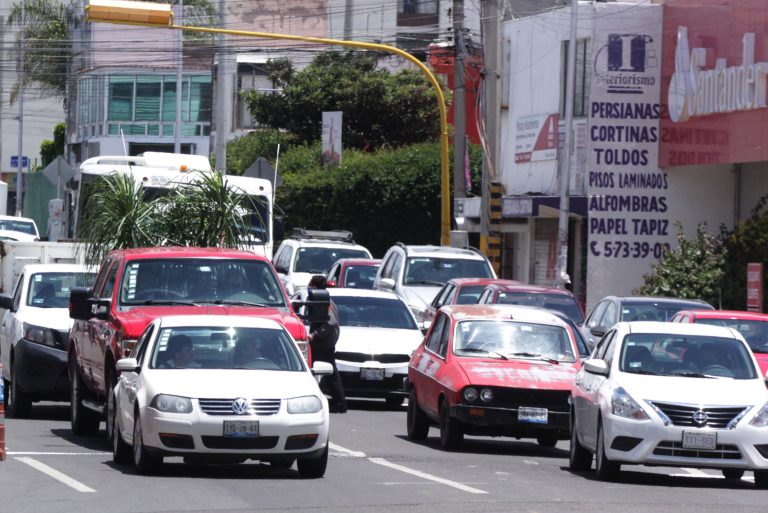 Por revista vehicular del 15 de abril, Gobierno de Puebla suspenderá todos los trámites