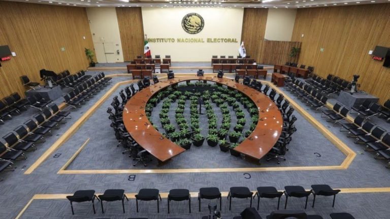 Partidos en peligro: Buscan nuevo registro ante el INE mientras enfrentan demandas laborales