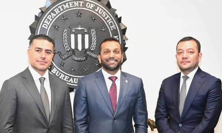 Sheinbaum explica la cita entre Harfuch y el director del FBI: “Nuestra relación es principalmente con Trump”