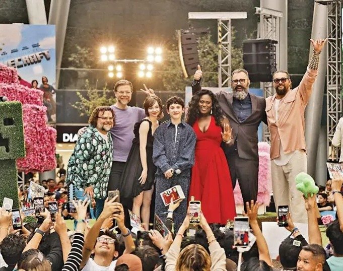 Jack Black y Jason Momoa presentan “Una Película de Minecraft”