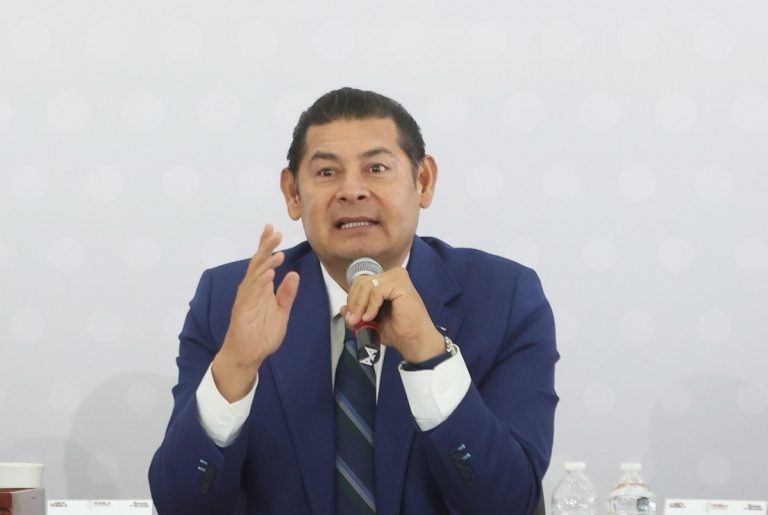 Pide el gobernador auditorías a ediles; Morena debe exigir rendición de cuentas