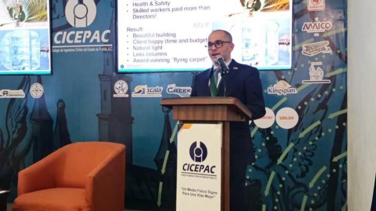 Vincula CICEPAC a profesionistas con especialistas de otros países.