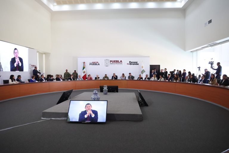 Anuncia Armenta Mier cambios en su gabinete: “se van al gobierno federal”