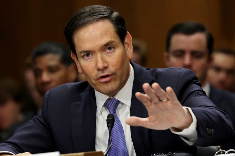 Marco Rubio llega a México; busca el secretario de Estado limitar el ingreso de armas