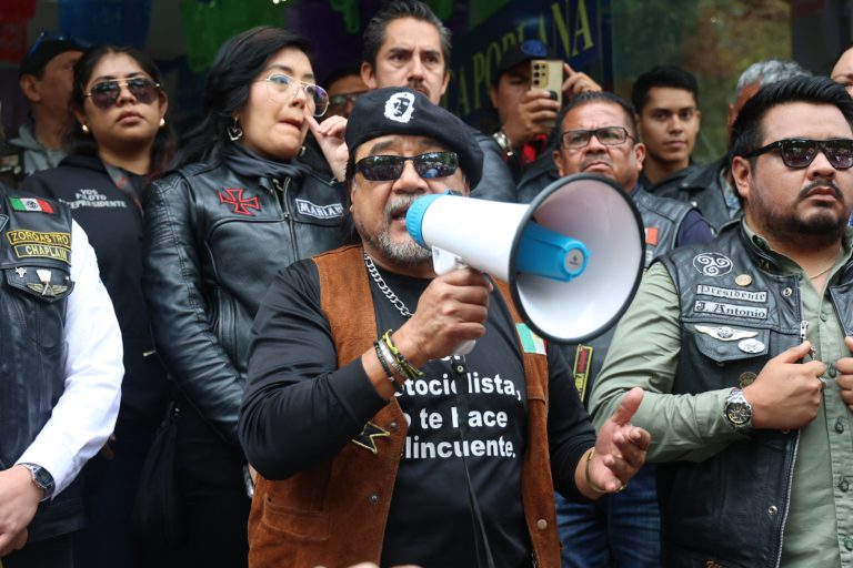 Motociclistas tomaron caseta de Amozoc tras diálogo fallido en el Congreso de Puebla