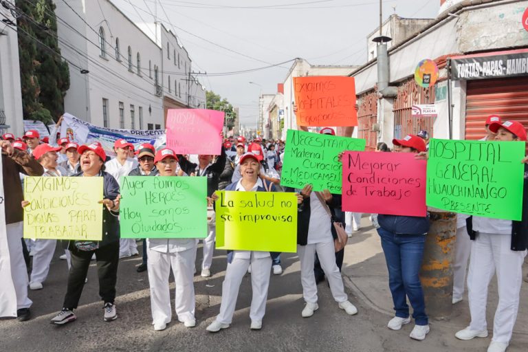 Personal de la salud exigen bases al gobernador