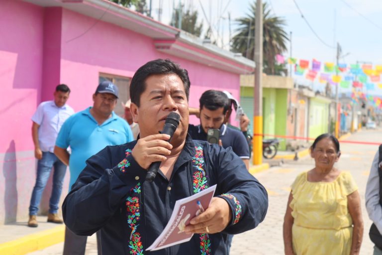 Avanza el desarrollo en las localidades de Tecamachalco: Mateo Hernández