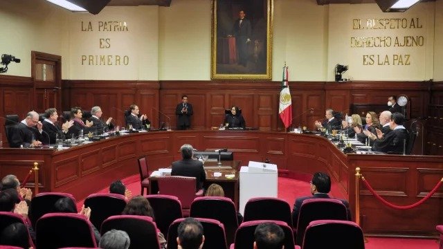 Sheinbaum destaca que la reforma judicial fortalecerá la lucha contra la corrupción en notarías y la SCJN