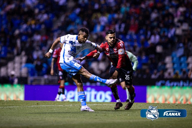 El Puebla inicia el torneo perdiendo en casa