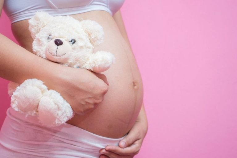 México lanza estrategia en 50 municipios contra el embarazo infantil y matrimonios forzados