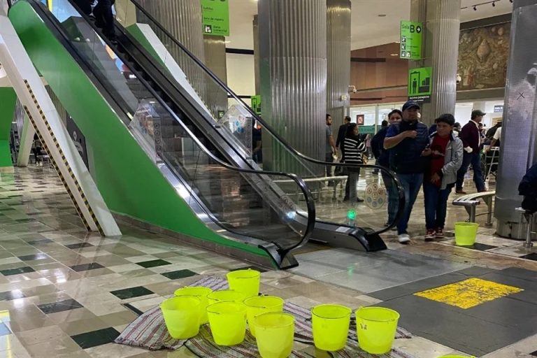 AICM detiene operaciones nuevamente por fuertes lluvias