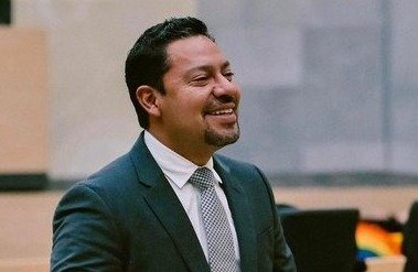 Néstor Camarillo no cumpliría requisitos para afiliarse a Morena: Andrés Villegas