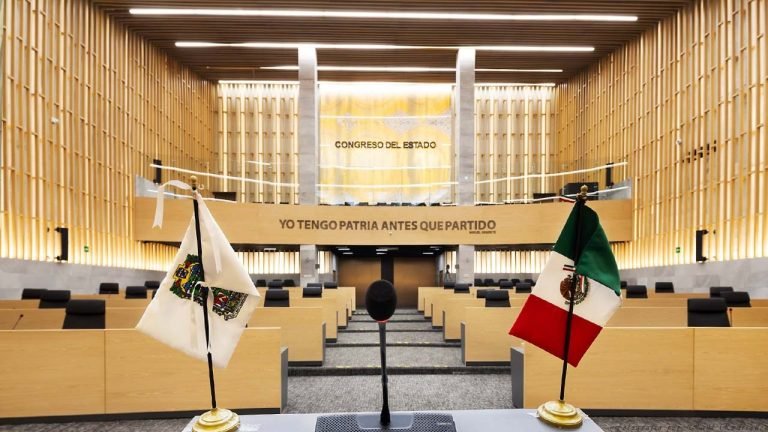 Presentan iniciativa de Ley D’Amicis para garantizar educación de menores en conflicto con la ley